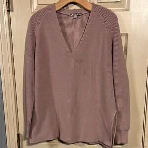 Athleta Switchback Pullover V-Neck Sweater Nouveau Rose Size S